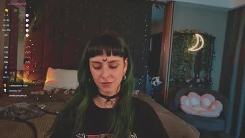 Snapshot of mika_moon_ chatting on March 9, 2025, 2:21 pm mika_moon_ online show from March 9, 2025, 2:21 pm