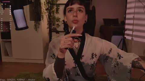 Snapshot of mika_moon_ chatting on September 19, 2025, 5:46 pm mika_moon_ online show from September 19, 2025, 5:46 pm