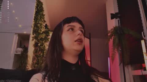 Snapshot of mika_moon_ chatting on November 21, 2025, 7:01 pm mika_moon_ online show from November 21, 2025, 7:01 pm