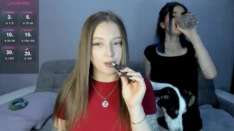 Mika online show from October 22, 2025, 7:57 pm