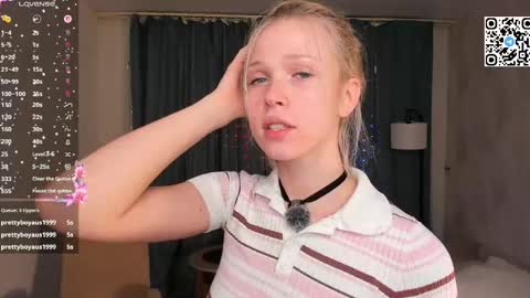 Snapshot of mikaelataron chatting on May 18, 2026, 9:20 pm Angel girl online show from May 18, 2026, 9:20 pm