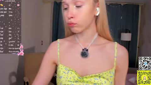 Snapshot of mikaelataron chatting on June 2, 2026, 8:00 pm Angel girl online show from June 2, 2026, 8:00 pm