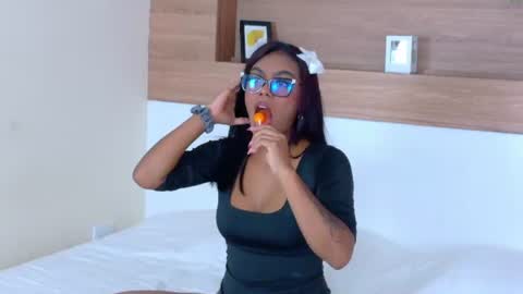 Snapshot of mikaellafoxx chatting on July 8, 2026, 3:11 am mikaellafoxx online show from July 8, 2026, 3:11 am