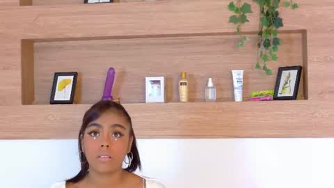 Snapshot of mikaellafoxx chatting on July 16, 2026, 3:34 am mikaellafoxx online show from July 16, 2026, 3:34 am