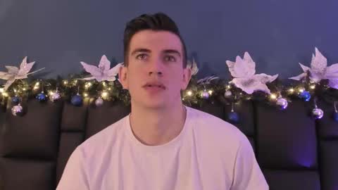 mikael online show from December 21, 2025, 5:47 am