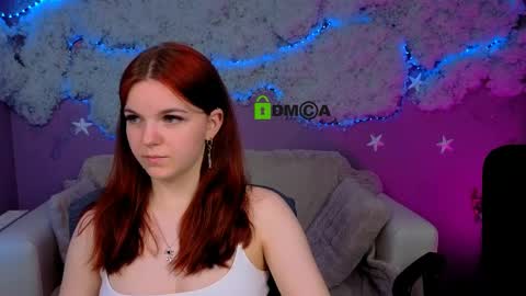Snapshot of mikameovv chatting on May 20, 2026, 10:10 am Mika online show from May 20, 2026, 10:10 am