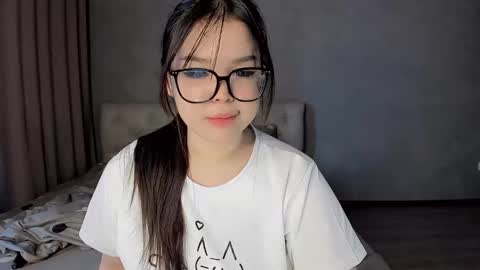 Snapshot of mikasssu chatting on February 6, 2025, 7:02 am mikasssu online show from February 6, 2025, 7:02 am