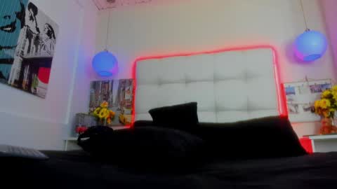 Snapshot of mike333_ chatting on May 29, 2026, 11:03 pm --- Mike --- online show from May 29, 2026, 11:03 pm