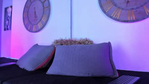 Snapshot of mike_0233 chatting on December 11, 2024, 7:20 am Mike 0233 online show from December 11, 2024, 7:20 am