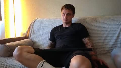 Snapshot of mike___magic chatting on July 1, 2026, 3:30 am Mike Magic online show from July 1, 2026, 3:30 am
