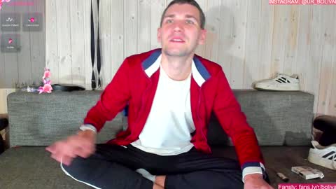 Snapshot of mike_ball chatting on December 9, 2024, 8:01 pm Misha online show from December 9, 2024, 8:01 pm