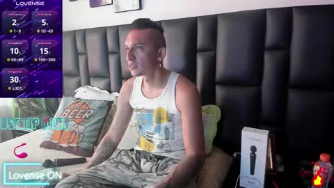 Snapshot of mike_bennet chatting on March 15, 2026, 10:16 pm Mike Bennet Make me Cum Please online show from March 15, 2026, 10:16 pm