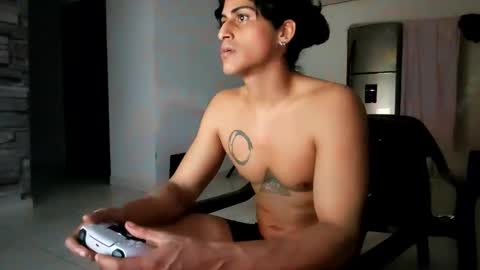 mike_d1030 online show from January 28, 2025, 11:28 pm