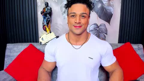   online show from November 1, 2025, 9:44 am