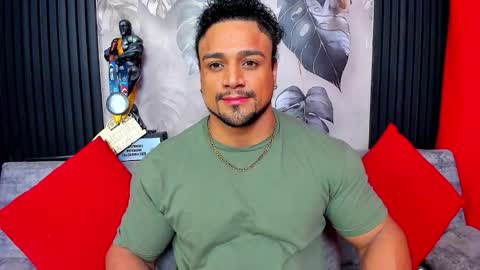   online show from December 22, 2025, 9:28 am