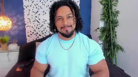 Snapshot of mike_estevess chatting on June 11, 2026, 7:39 am online show from June 11, 2026, 7:39 am