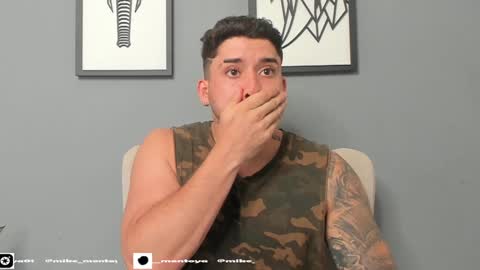 Snapshot of mike_montoya chatting on December 21, 2024, 9:58 pm Mike Montoya online show from December 21, 2024, 9:58 pm