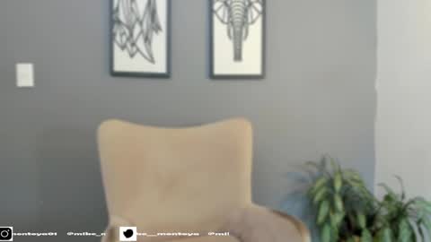 Snapshot of mike_montoya chatting on January 30, 2025, 6:43 pm Mike Montoya online show from January 30, 2025, 6:43 pm