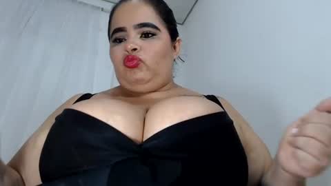 sofia sweet online show from July 25, 2026, 2:09 am