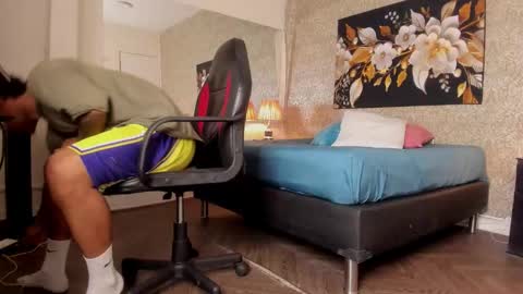 Mike online show from October 12, 2025, 11:42 am