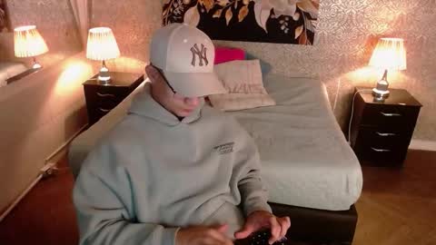 Mike online show from November 15, 2025, 2:24 pm