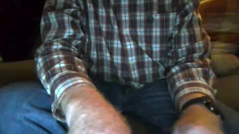 Snapshot of mikeb3200 chatting on February 14, 2026, 2:19 am mikeb3200 online show from February 14, 2026, 2:19 am