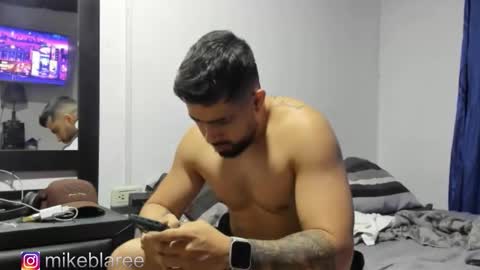 mikeblaree online show from November 6, 2025, 4:19 pm