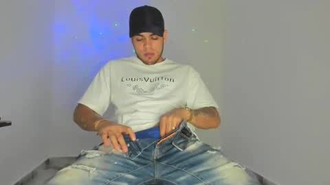 mikee_scooth online show from March 1, 2026, 12:23 am