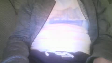 Snapshot of mikehockishuge9 chatting on April 9, 2026, 10:37 pm mikehockishuge9 online show from April 9, 2026, 10:37 pm