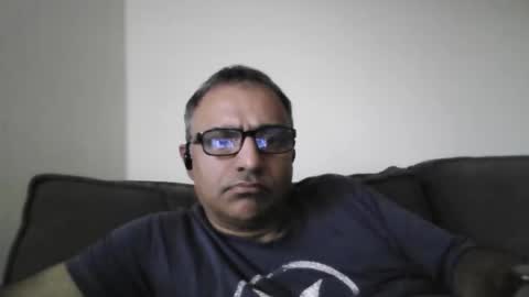 Snapshot of mikej143 chatting on May 21, 2026, 12:23 pm mikej143 online show from May 21, 2026, 12:23 pm