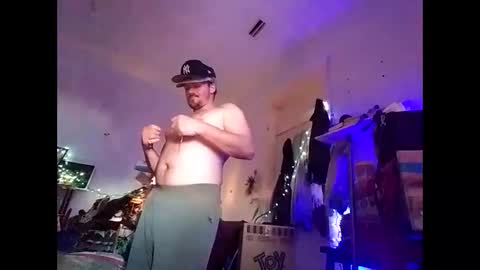 Snapshot of mikemike11k chatting on January 17, 2025, 1:46 pm mikemike11k online show from January 17, 2025, 1:46 pm