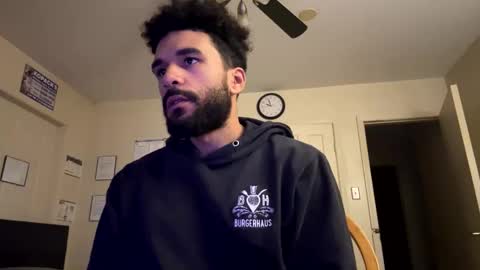 Snapshot of mikemikemikey9996 chatting on November 2, 2025, 2:58 am mikemikemikey9996 online show from November 2, 2025, 2:58 am