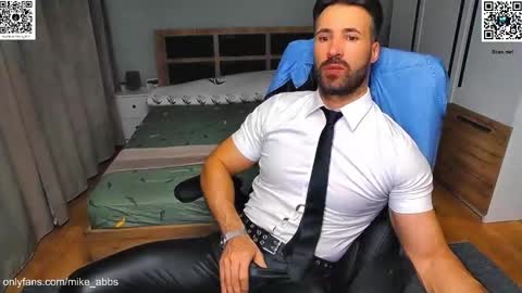 Mike    online show from October 7, 2025, 4:15 pm