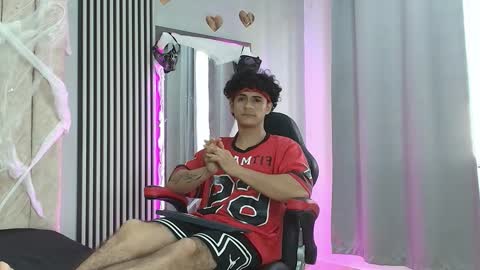 Snapshot of mikey_banji chatting on October 18, 2025, 8:53 pm mikey_banji online show from October 18, 2025, 8:53 pm