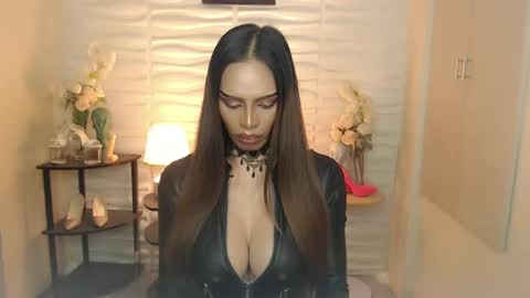 Mistress MikeyAlawi online show from December 3, 2024, 9:12 pm