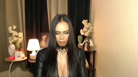 Mistress MikeyAlawi online show from January 31, 2025, 11:46 am