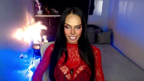Mistress MikeyAlawi online show from May 19, 2026, 5:19 pm