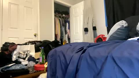 Snapshot of mikeyblunt chatting on January 9, 2025, 2:51 pm mikeyblunt online show from January 9, 2025, 2:51 pm