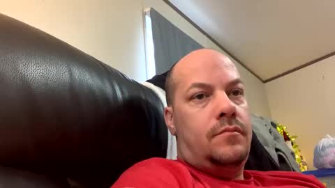 mikeylikesit2222 online show from December 14, 2024, 2:42 pm