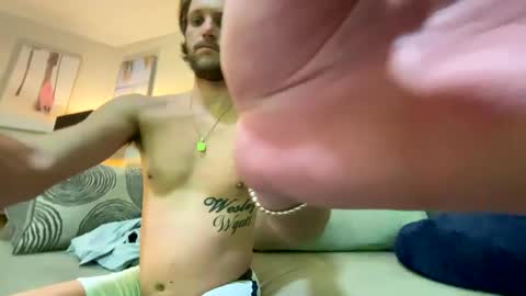 mikeywhite123 online show from February 28, 2025, 6:43 am