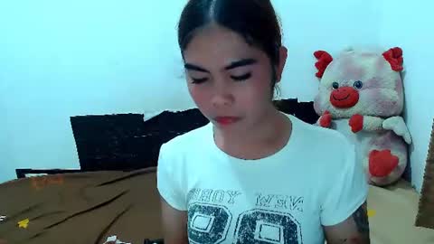 Snapshot of mikhayla_and_zeus_room chatting on June 12, 2026, 10:58 am Mikhayla and Zeus online show from June 12, 2026, 10:58 am