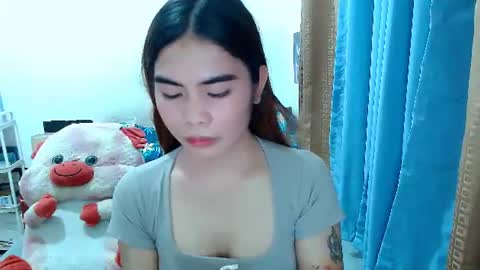 Mikhayla and Zeus online show from July 22, 2026, 3:31 am