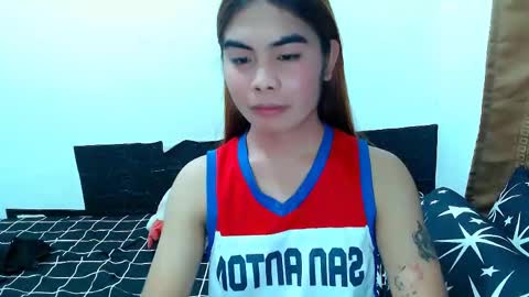 Snapshot of mikhaylaanderson chatting on May 19, 2026, 6:47 pm Mikhayla online show from May 19, 2026, 6:47 pm