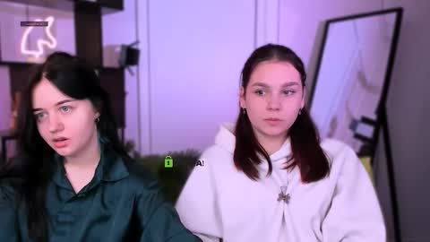 miki_ti online show from February 2, 2026, 6:12 am