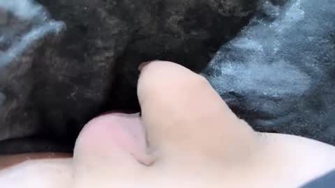 mikke332 online show from December 20, 2025, 7:32 pm