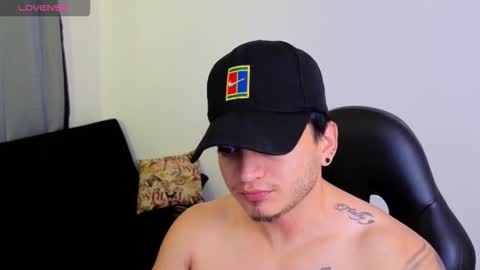 MIKKE online show from February 19, 2026, 2:57 pm