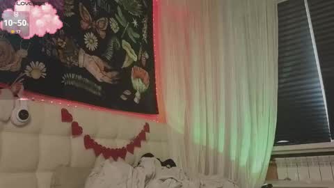 Snapshot of miko_meow chatting on October 3, 2025, 2:03 pm Miko online show from October 3, 2025, 2:03 pm