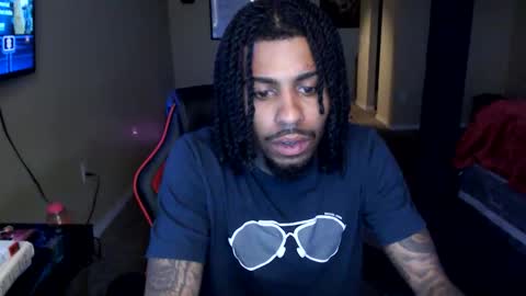 mikuladamaury online show from April 3, 2026, 3:21 pm