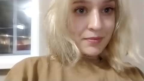 Mila 420 online show from September 24, 2025, 7:06 pm