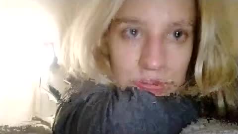 Mila 420 online show from November 19, 2025, 10:21 pm